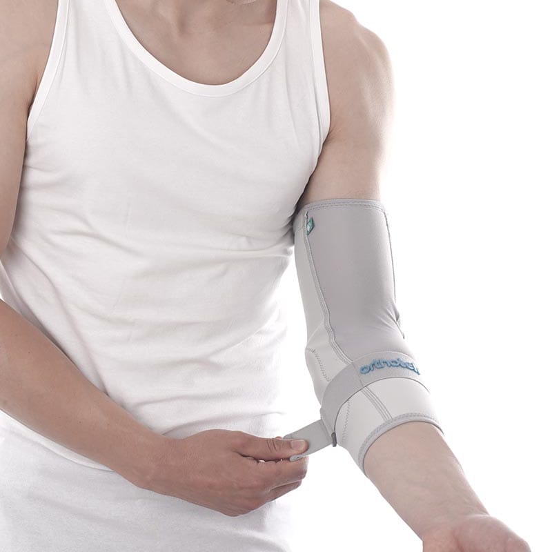 Albuebind | 30801 3 En mand iført Albuebind | 30801.